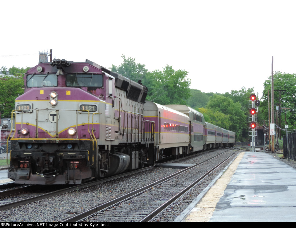 MBTA train 1409 arriving Ayer station 